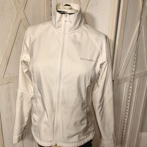 Columbia Women's Large Cream Softshell Jacket